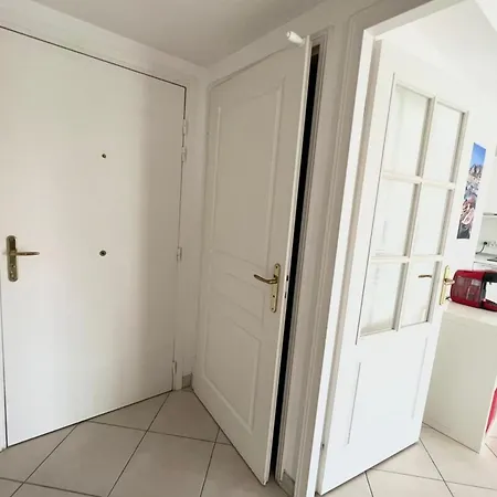 Apartmán Juan Les Pins - 4 People - Near Sea - Swimming Pool Antibes